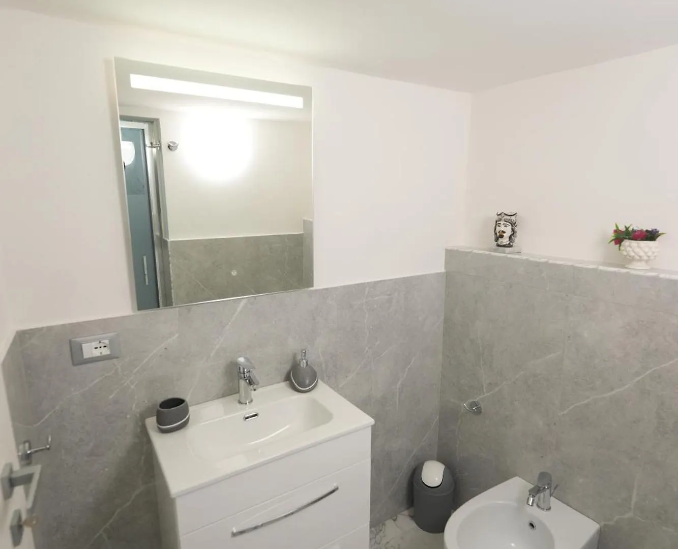 Catania Luxury Apartments 0*,  Italy